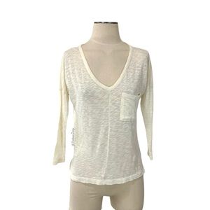 Madewell- Ivory Step Hem Knit V Tee Size XS.